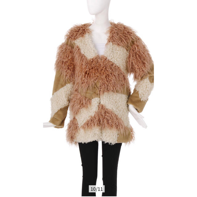 MURUA(ムルーア)の【最終値下げ】新品未使用！ MURUA  MIX FAKE FUR コート  レディースのジャケット/アウター(毛皮/ファーコート)の商品写真