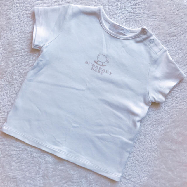 BURBERRY(バーバリー)のBurberry 半袖Tシャツ 白 キッズ/ベビー/マタニティのベビー服(~85cm)(Ｔシャツ)の商品写真