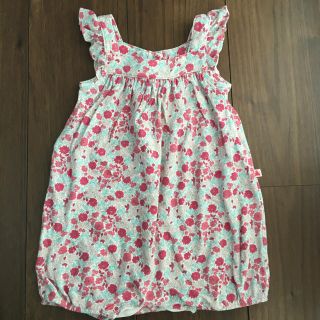 ベビーギャップ(babyGAP)のbabyGAP 70㎝♡花柄ロンパース(ロンパース)