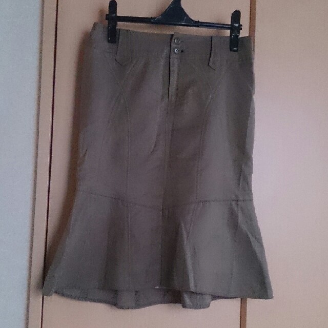 BOSCH(ボッシュ)のマーメイドラインスカート レディースのスカート(ひざ丈スカート)の商品写真