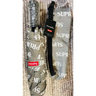 シュプリーム(Supreme)の✳︎タイムセール✳︎新品未使用・supreme・折りたたみ傘(傘)