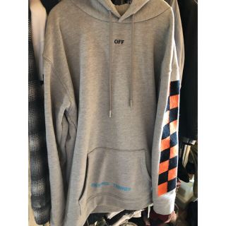 オフホワイト(OFF-WHITE)の【licz's様専用】off white パーカー(パーカー)