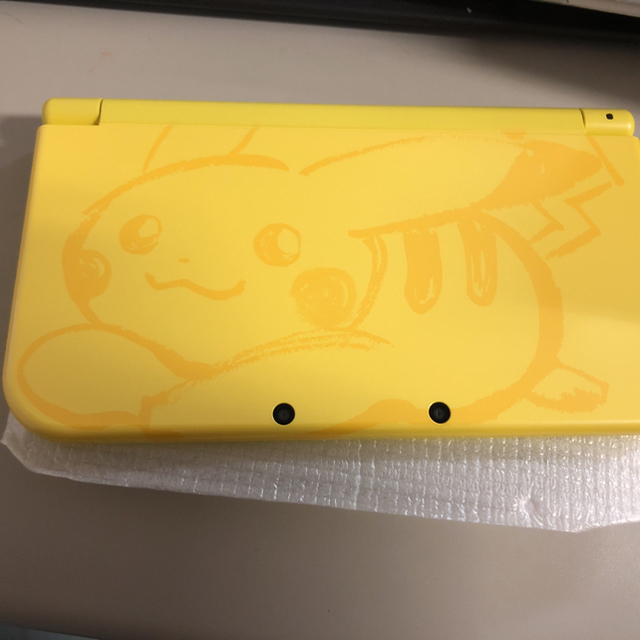 Newニンテンドー3DS LL ピカチュウ