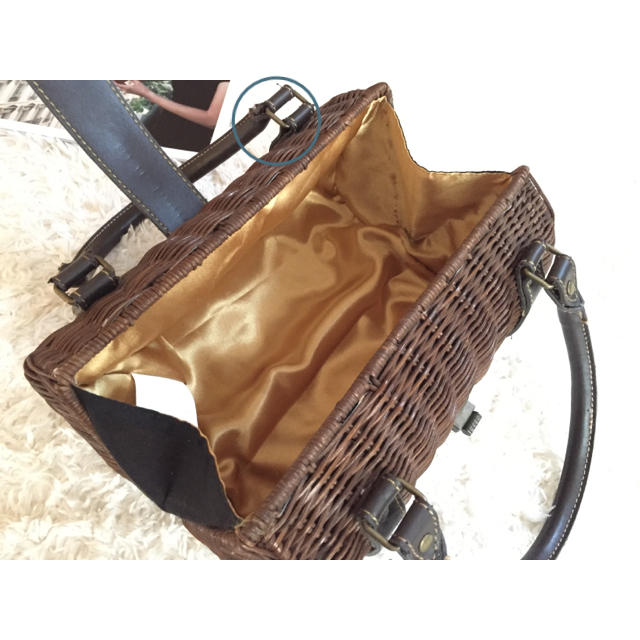 【美品】チョコレート色 カゴバッグ♡綺麗めな装いがお好きな方へ レディースのバッグ(かごバッグ/ストローバッグ)の商品写真