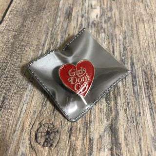 Girls Don't Cry  ピンバッチ ピン pin(その他)