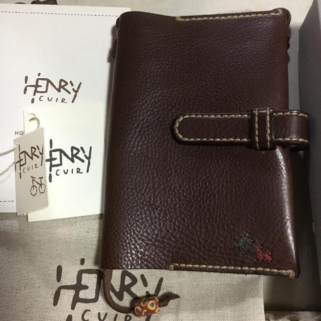 HENRY BEGUELIN(エンリーべグリン)の新品未使用  henry  cuir アンリークイール ハンドメイドの文具/ステーショナリー(その他)の商品写真