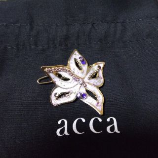 アッカ(acca)のパープル様専用  acca お花のカエルピン(ヘアピン)