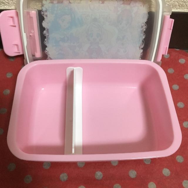 BANDAI(バンダイ)のプリキュアお弁当箱3点セット インテリア/住まい/日用品のキッチン/食器(弁当用品)の商品写真