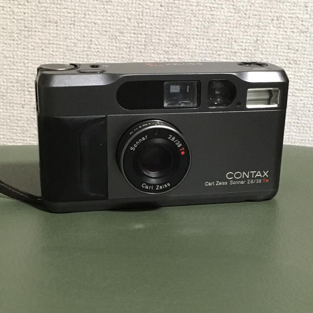 大人気の商品 【ジャンク品】KYOCERA CONTAX T2 デジタルカメラ