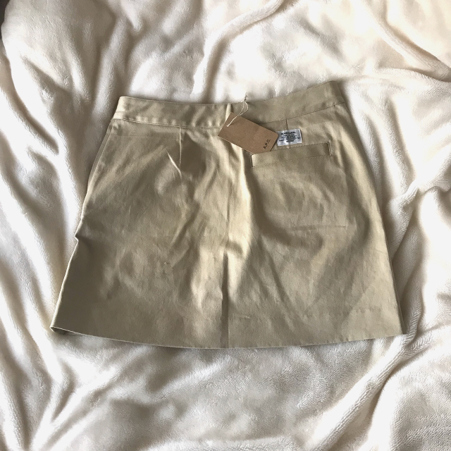 A.P.C(アーペーセー)のchino skirt レディースのスカート(ミニスカート)の商品写真