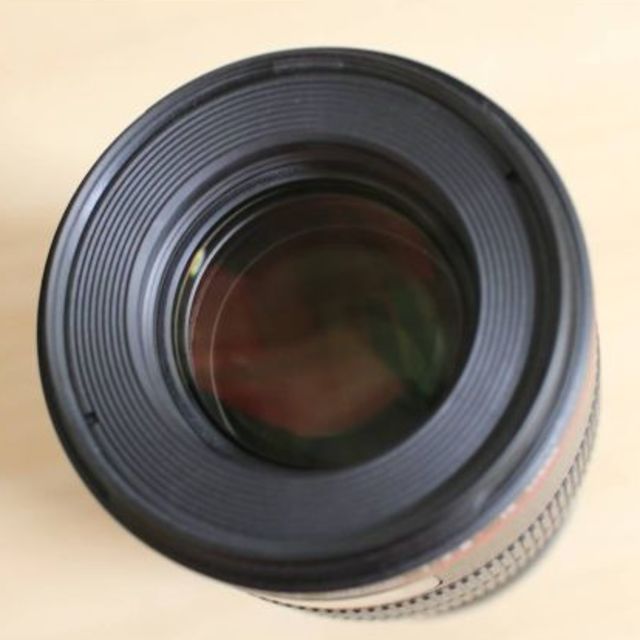 Canon(キヤノン)の【新品級】Canon EF100mm f2.8L マクロ IS USM おまけ スマホ/家電/カメラのカメラ(レンズ(単焦点))の商品写真