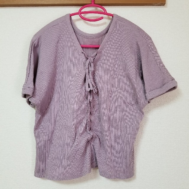 PAGEBOY(ページボーイ)のPAGEBOY 編み上げTシャツ レディースのトップス(Tシャツ(半袖/袖なし))の商品写真