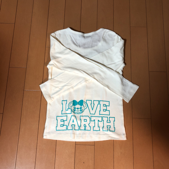 EARTHMAGIC(アースマジック)の❤️EARTH MAGICショートパンツ＆ロンＴ❤️ キッズ/ベビー/マタニティのキッズ服女の子用(90cm~)(パンツ/スパッツ)の商品写真