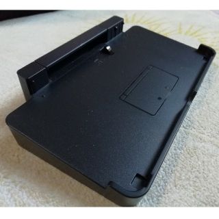 ニンテンドー3DS(ニンテンドー3DS)のニンテンドー3DS　充電スタンド(携帯用ゲーム機本体)