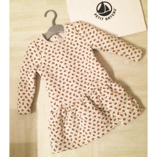 プチバトー(PETIT BATEAU)のもくれん様専用【新品】プチバトー チュビックキルティングプリントワンピース36m(ワンピース)