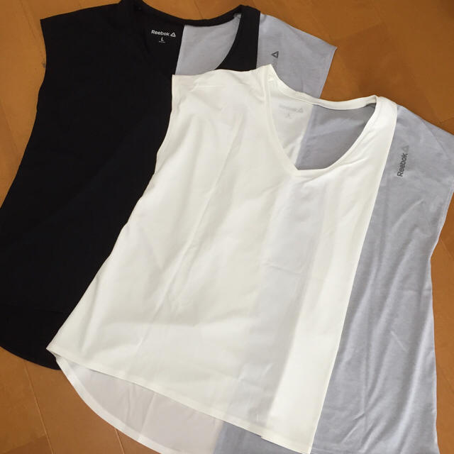 Reebok(リーボック)のalkさま専用！！リーボック スポーツTシャツ☆ Lサイズ   レディースのトップス(Tシャツ(半袖/袖なし))の商品写真