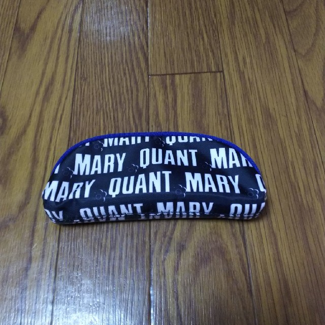 MARY QUANT(マリークワント)のMARY QUANT ポーチ レディースのファッション小物(ポーチ)の商品写真