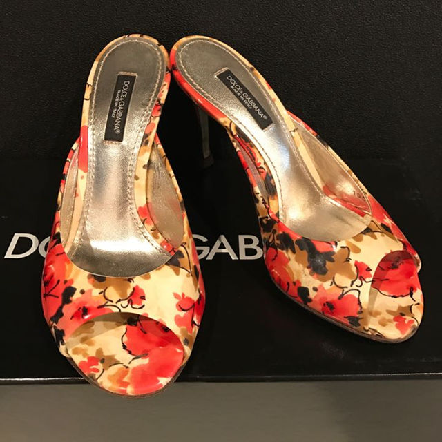 DOLCE&GABBANA(ドルチェアンドガッバーナ)の最終値下げ DOLCE & GABBANA ドルチェアンドガッバーナ サンダル レディースの靴/シューズ(サンダル)の商品写真