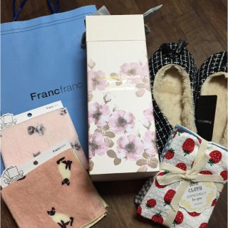 フランフラン(Francfranc)の■ミルティー様専用ページ■ フランフラン ローズアロマ&ルームセット(アロマグッズ)