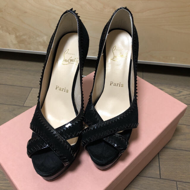 Christian Louboutin(クリスチャンルブタン)のなつ様専用【Christian Louboutin】クリスチャン ルブタン  レディースの靴/シューズ(ハイヒール/パンプス)の商品写真