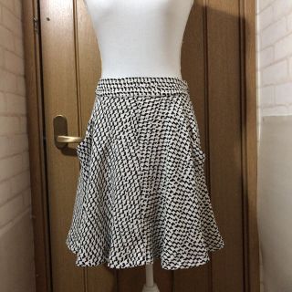 ザラ(ZARA)のZARA スカート(ひざ丈スカート)