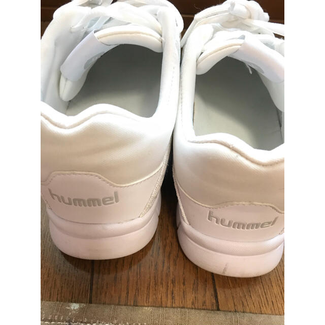 Hummel Hummel ヒュンメル 白スニーカー24 9001の通販 By こでちん S Shop ヒュンメルならラクマ