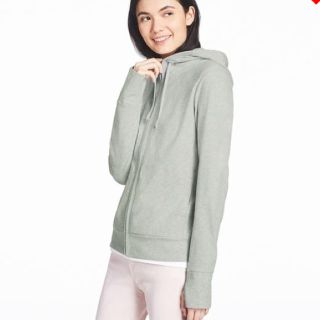 ユニクロ(UNIQLO)のユニクロ UVカットフルジップパーカー 美品(パーカー)