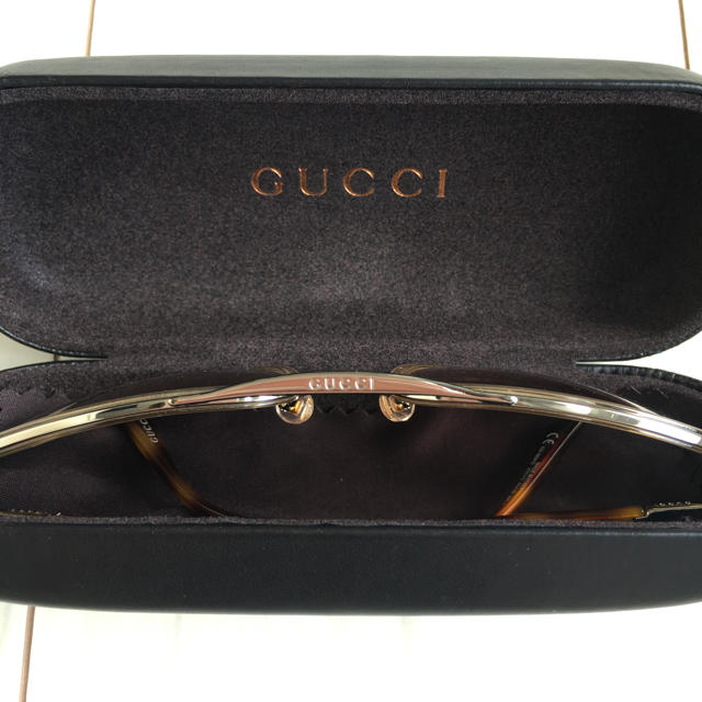 Gucci(グッチ)の新品未使用 GUCCI  サングラス レディースのファッション小物(サングラス/メガネ)の商品写真