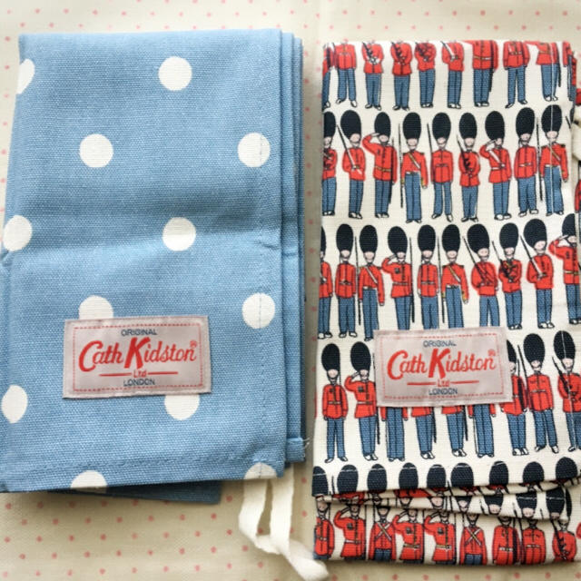 Cath Kidston(キャスキッドソン)のキャスキッドソン ティータオル インテリア/住まい/日用品のキッチン/食器(収納/キッチン雑貨)の商品写真