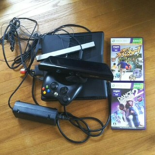 エックスボックス360(Xbox360)のXbox 360 Kinect 本体とソフト セット 旅さん用(家庭用ゲーム機本体)