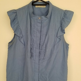 ローズバッド(ROSE BUD)のローズバッドカップルズ　ブルーシャツ(シャツ/ブラウス(半袖/袖なし))