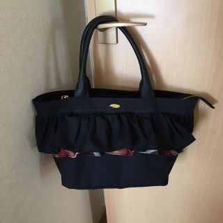 バーバリーブルーレーベル(BURBERRY BLUE LABEL)の♥︎美品ブルーレーベルクレストブリッジフリルトート(トートバッグ)