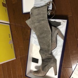 スチュワートワイツマン(Stuart Weitzman)のスチュワートワイツマンブーツ(ブーツ)