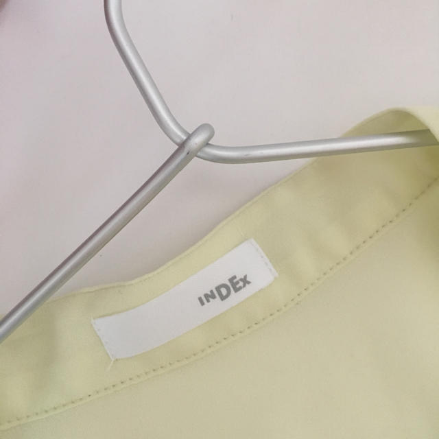 INDEX(インデックス)のノースリーブシャツ レディースのトップス(シャツ/ブラウス(半袖/袖なし))の商品写真