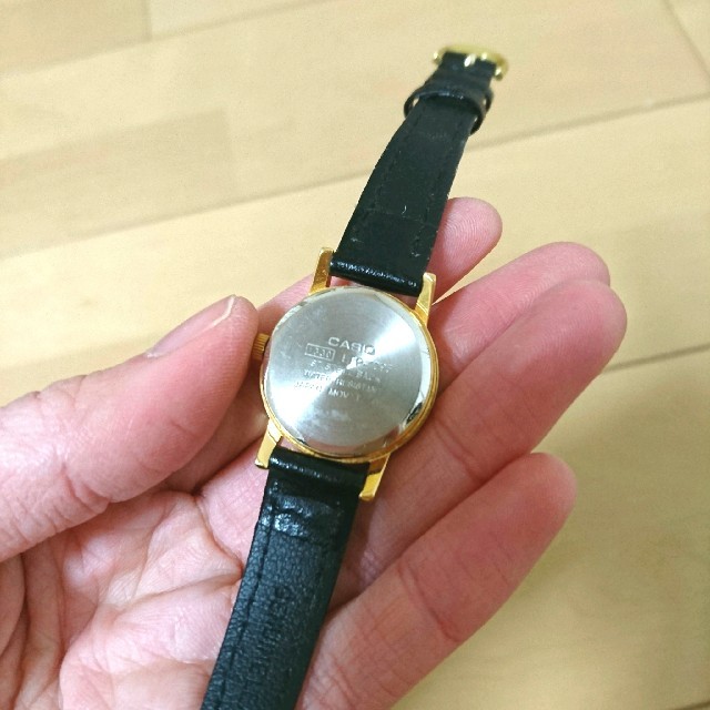 CASIO(カシオ)のCASIO＊レディースレザー腕時計 レディースのファッション小物(腕時計)の商品写真