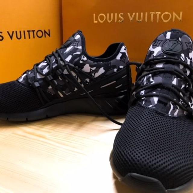 LOUIS VUITTON - LOUIS VUITTON 新作 カモフラ柄スニーカー★日本未入荷