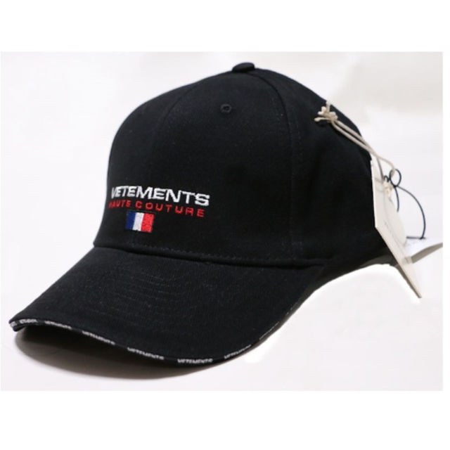 即発送VETEMENTS Logo-embroidered canvas cap