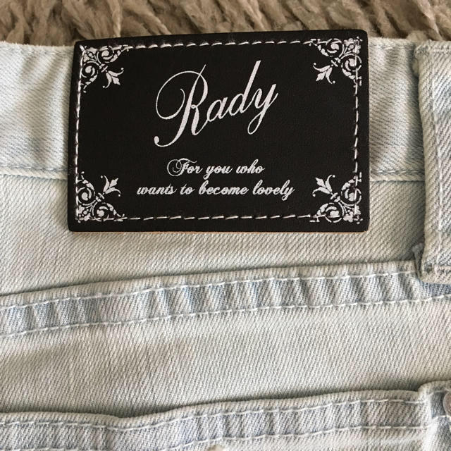 Rady(レディー)のrady  スキニーパンツ  アイスブルー 25インチ レディースのパンツ(デニム/ジーンズ)の商品写真