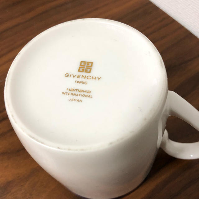 GIVENCHY(ジバンシィ)の＊＊GIVENCHY ｼﾞﾊﾞﾝｼｨ yamaka マグカップ＊＊ インテリア/住まい/日用品のキッチン/食器(グラス/カップ)の商品写真