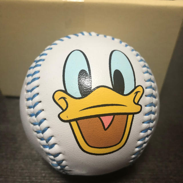 Disney 海外ディズニー ベースボール 野球ボール ドナルド グーフィーの通販 By Eightashop ディズニーならラクマ