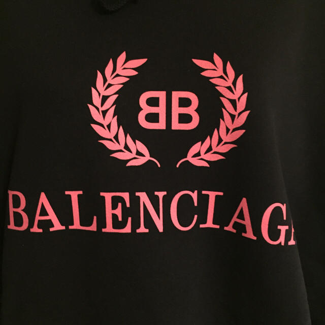 Balenciaga - 【新品】BALENCIAGA バレンシアガ ロゴ入りフードパーカー XSの通販 by ChiiiSHOP