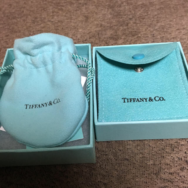 Tiffany & Co.(ティファニー)のティファニーリング ２つセット！ メンズのアクセサリー(リング(指輪))の商品写真