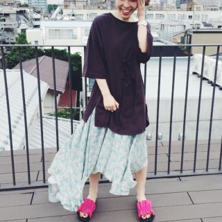 ダブルクローゼット(w closet)のw closet 小花柄 スカート(ロングスカート)