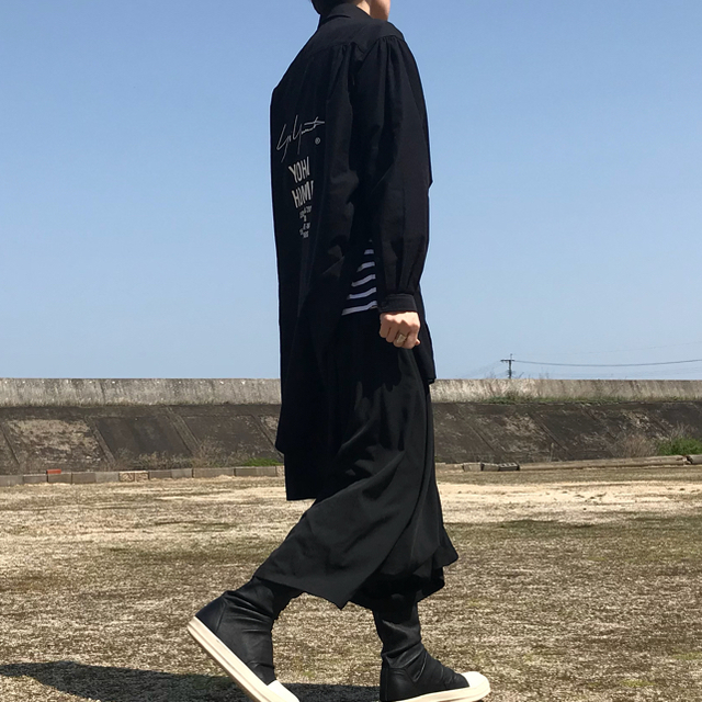 Yohji Yamamoto(ヨウジヤマモト)のYohji Yamamoto スタッフシャツコート 17ss メンズのジャケット/アウター(ステンカラーコート)の商品写真