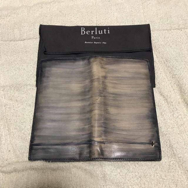john.G様専用 ベルルッティ Berluti長財布 限定色 depositoduarte.com.br