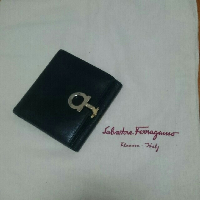 Salvatore Ferragamo 折り財布