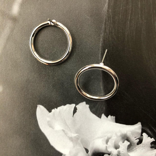 DEUXIEME CLASSE(ドゥーズィエムクラス)のimport circle pierce  05 レディースのアクセサリー(ピアス)の商品写真