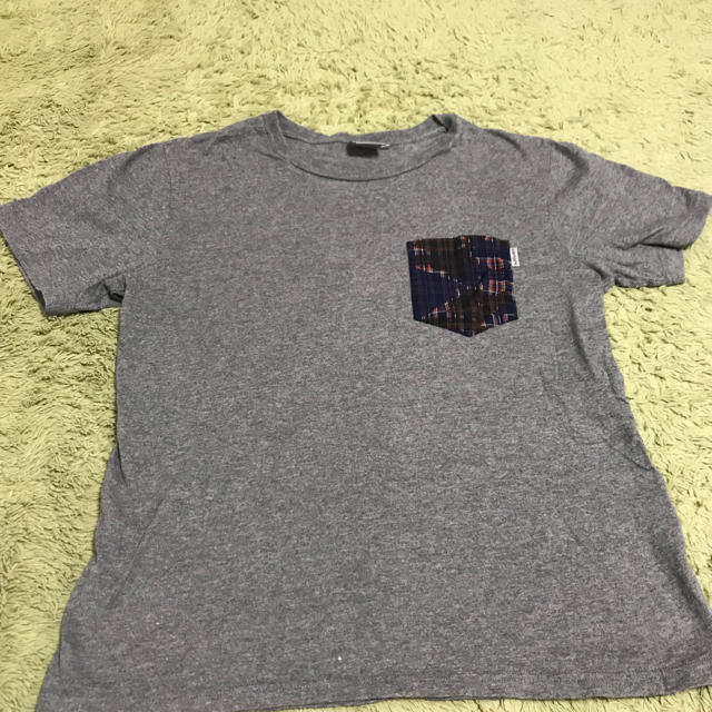 carhartt(カーハート)のカーハートグレイティシャツ メンズのトップス(Tシャツ/カットソー(半袖/袖なし))の商品写真