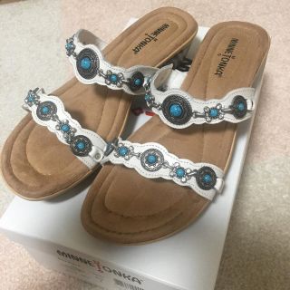 ミネトンカ(Minnetonka)の【新品未使用】ミネトンカ  ボカ スライドⅡ 大人気商品(サンダル)