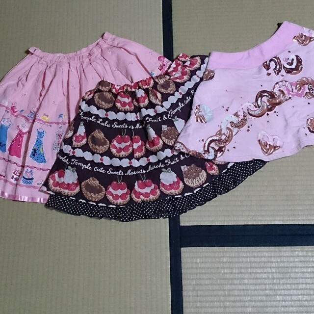 Emily Temple cute(エミリーテンプルキュート)のエミキュミルクスカートまとめ売り レディースのスカート(ひざ丈スカート)の商品写真